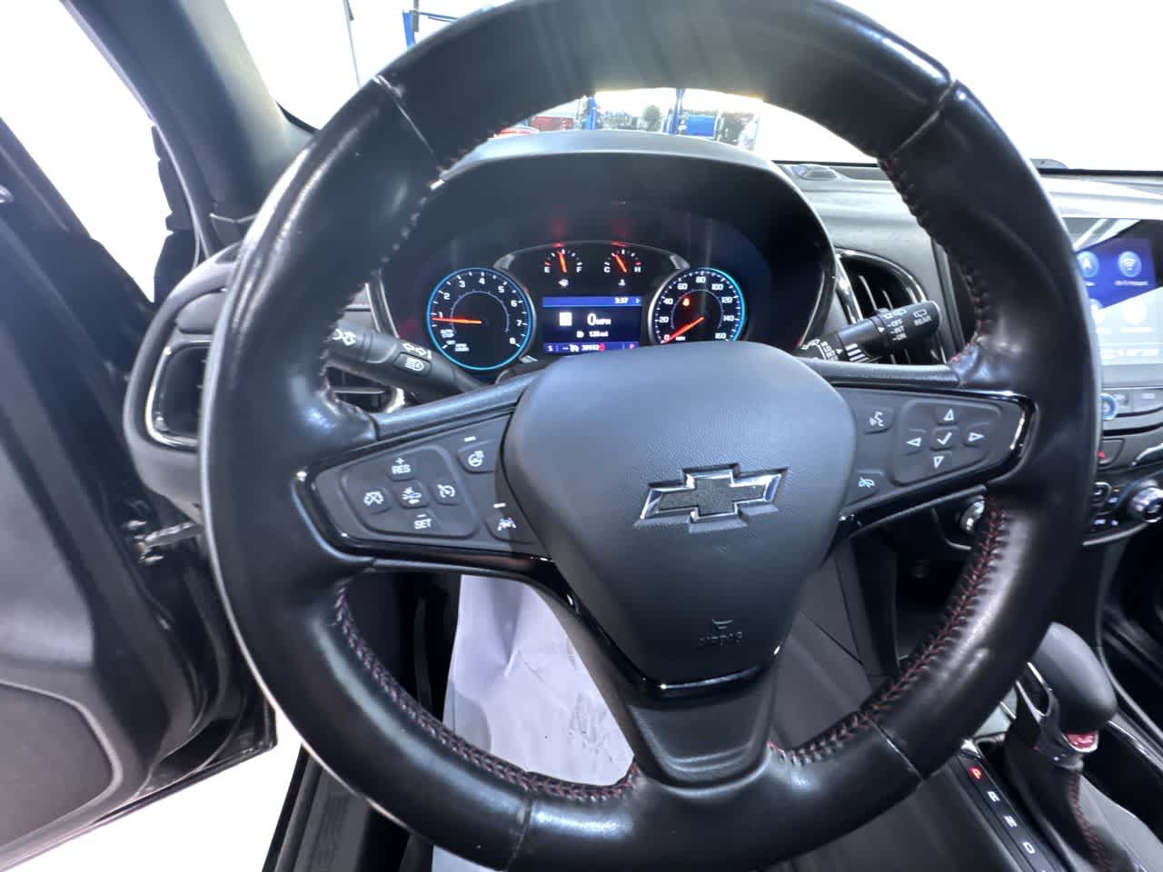 used 2022 Chevrolet Equinox car, priced at $25,995