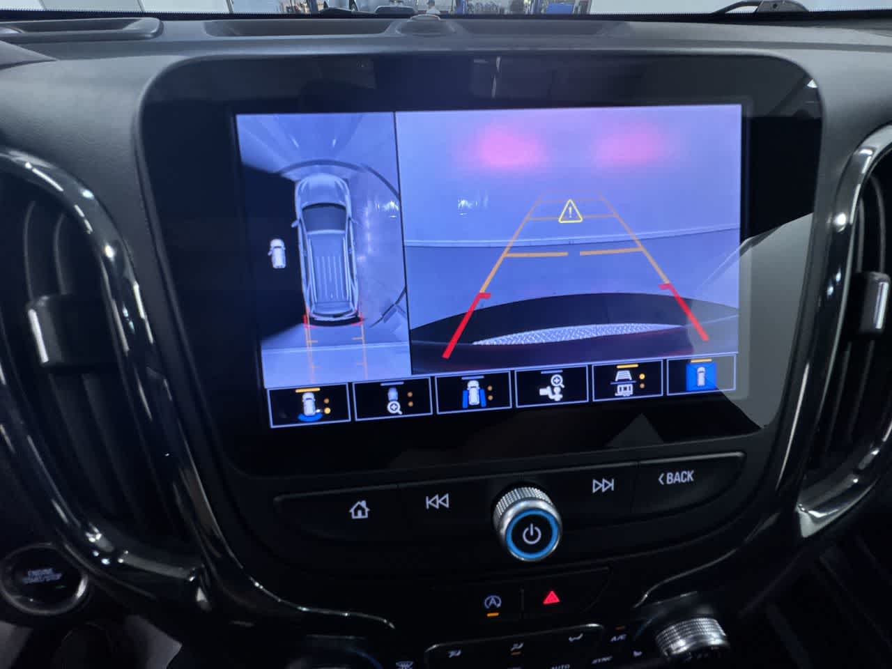used 2022 Chevrolet Equinox car, priced at $25,995