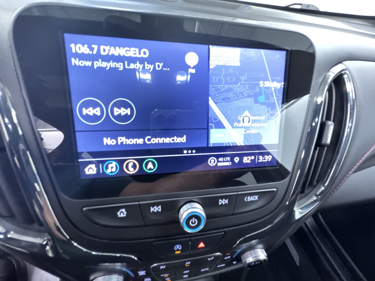 used 2022 Chevrolet Equinox car, priced at $25,995