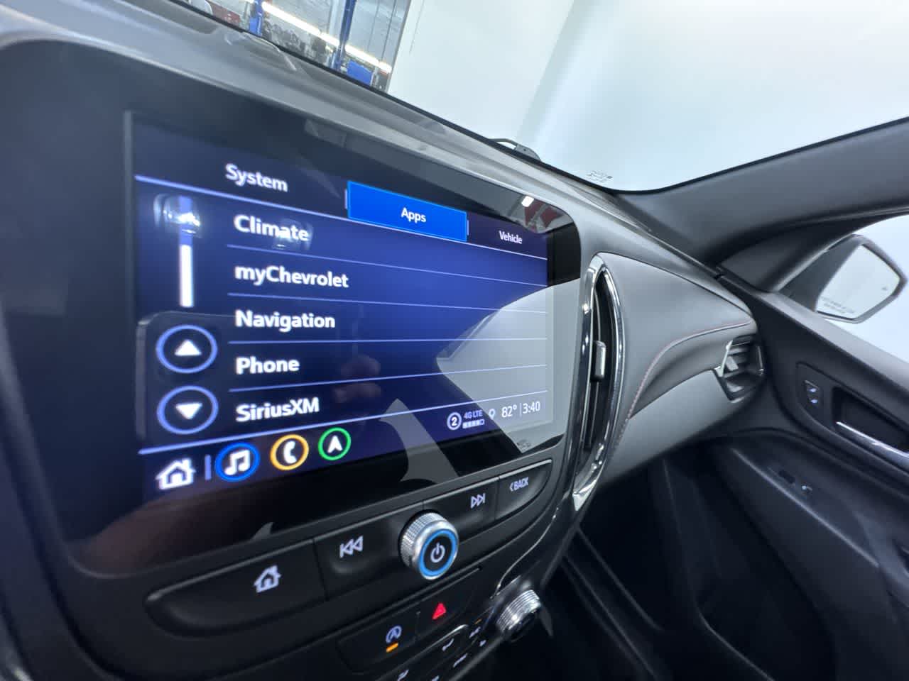 used 2022 Chevrolet Equinox car, priced at $25,995