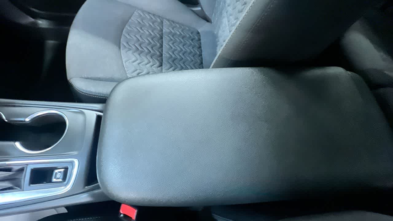 used 2023 Chevrolet Equinox car, priced at $22,995