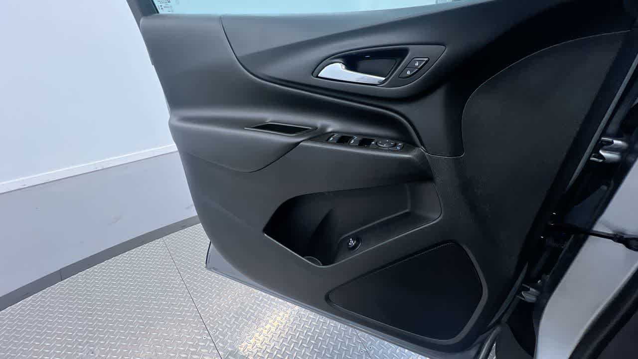 used 2023 Chevrolet Equinox car, priced at $22,995