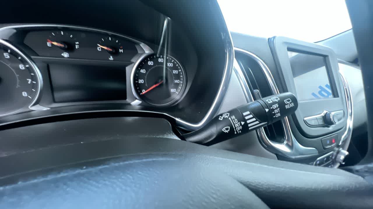 used 2023 Chevrolet Equinox car, priced at $25,995
