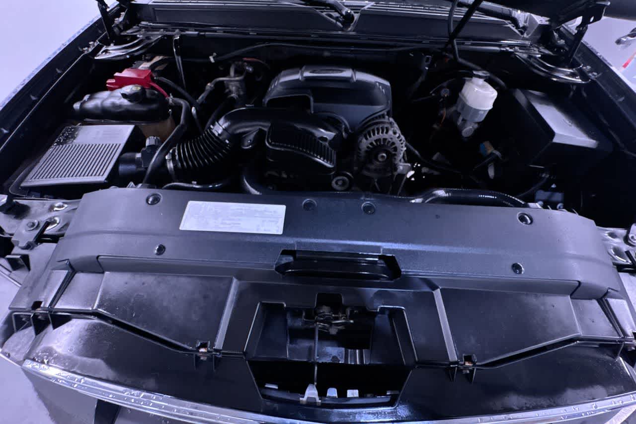 used 2011 Chevrolet Avalanche car, priced at $14,777