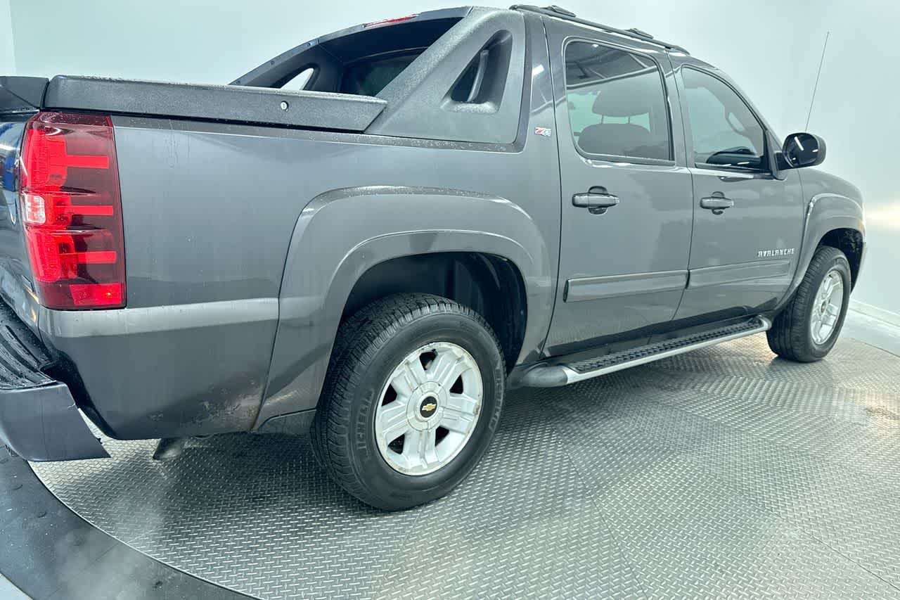 used 2011 Chevrolet Avalanche car, priced at $14,777