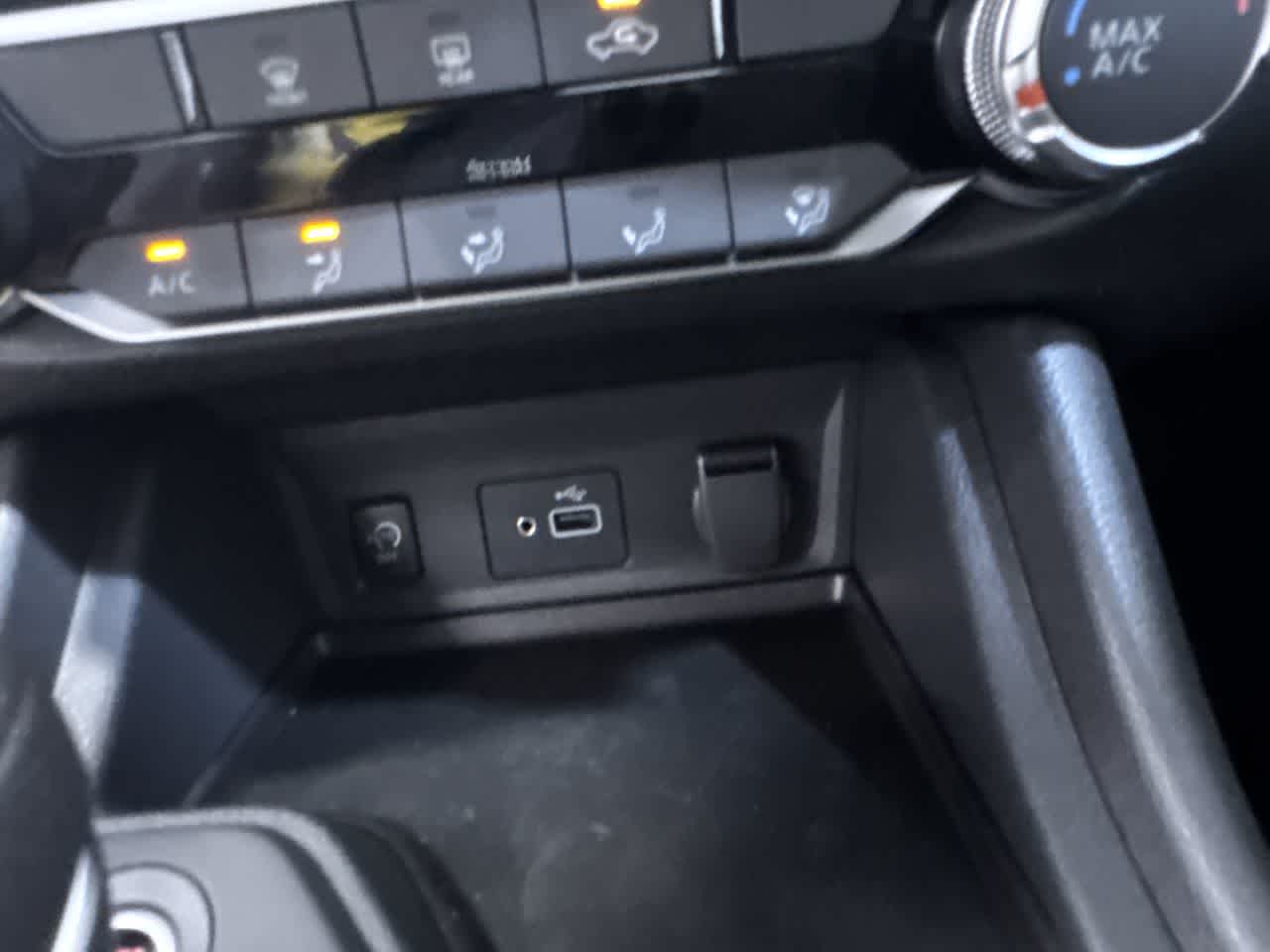new 2025 Nissan Sentra car, priced at $23,335