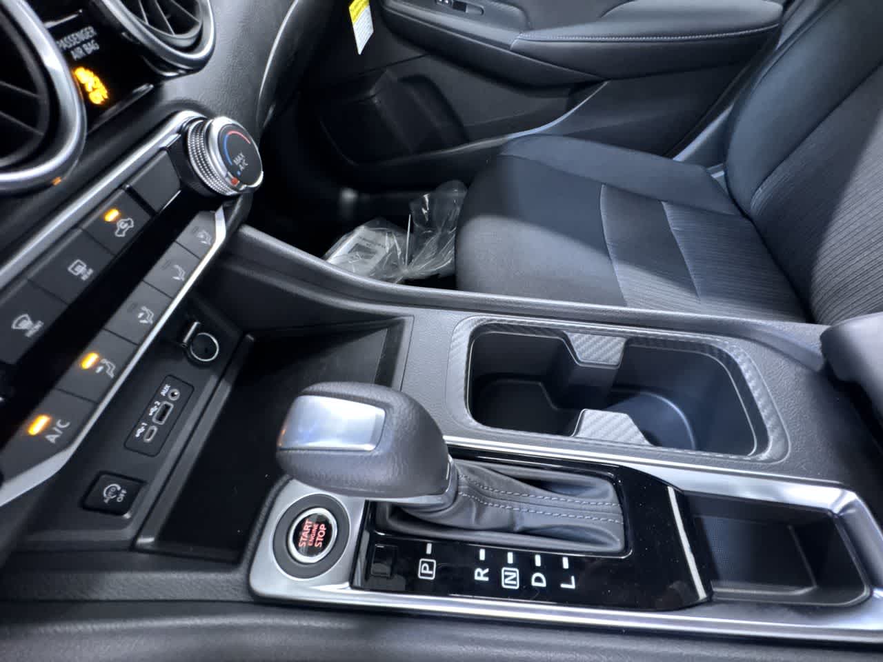 new 2025 Nissan Sentra car, priced at $22,034