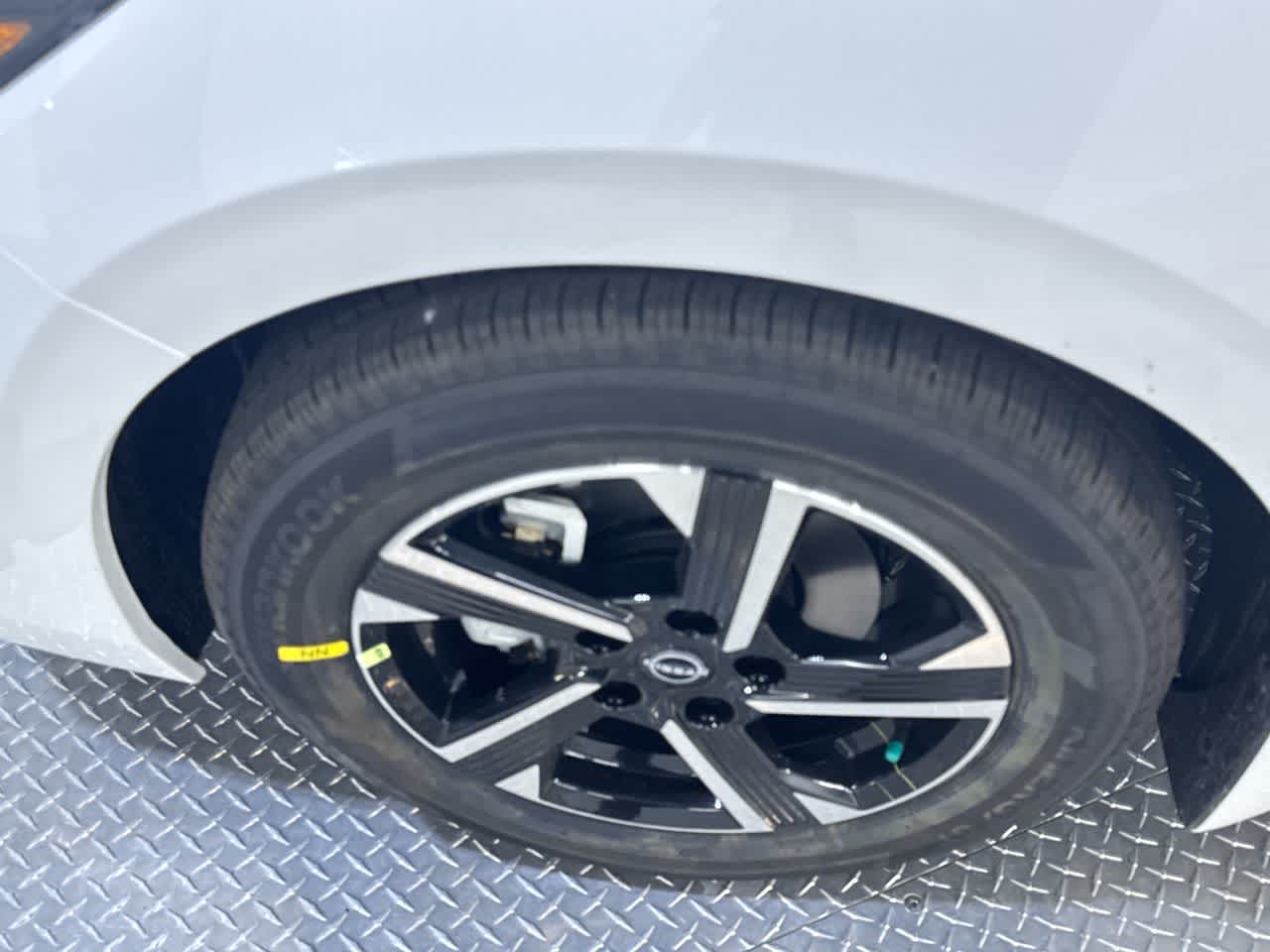 new 2025 Nissan Sentra car, priced at $22,034