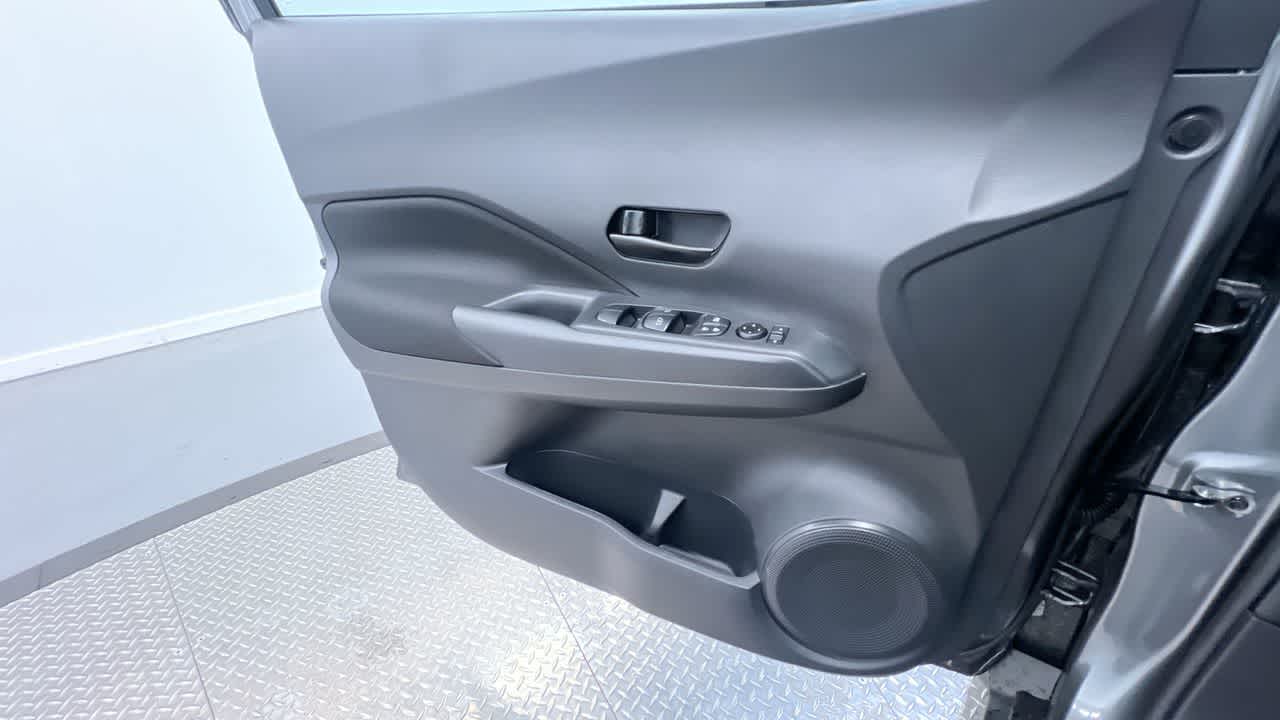 new 2025 Nissan Kicks Play car, priced at $22,857