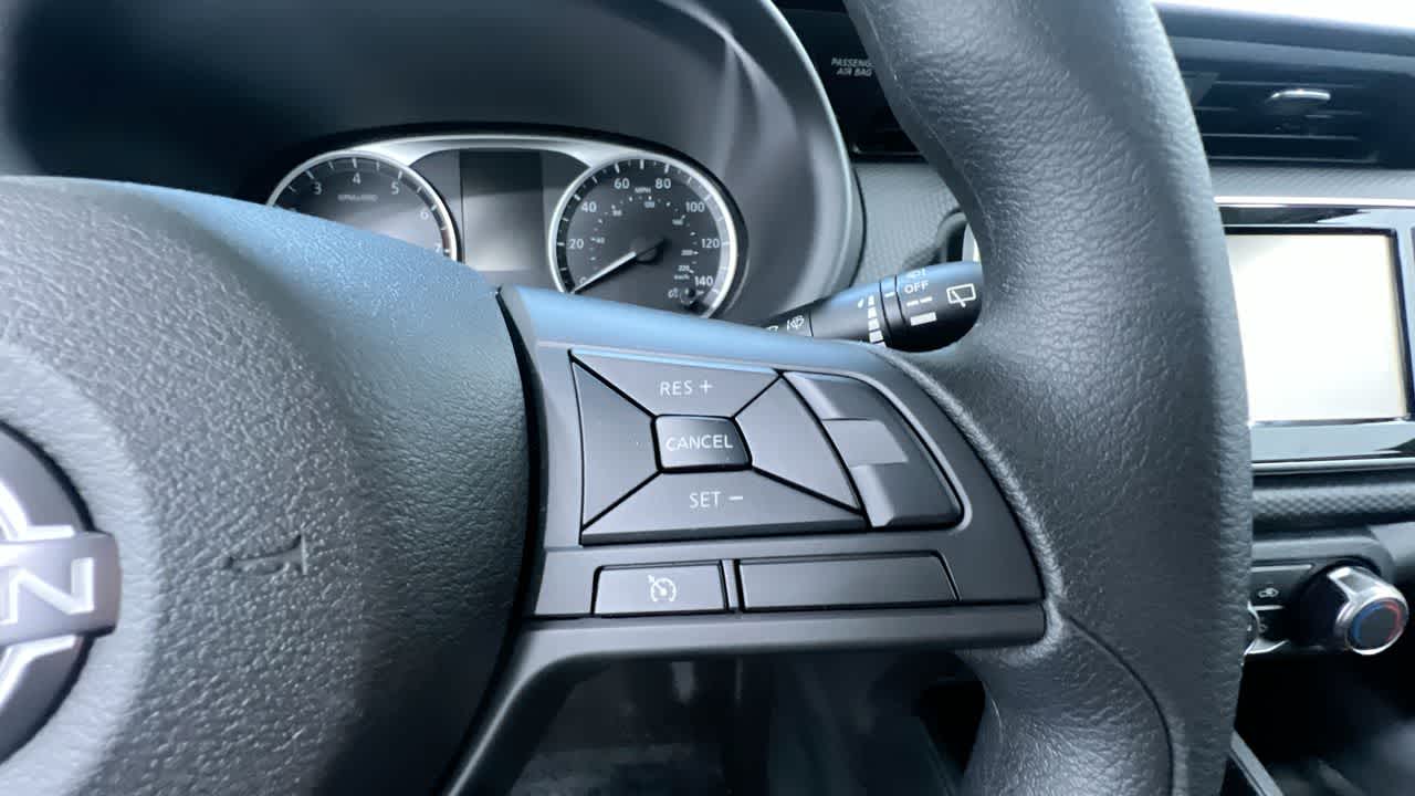 new 2025 Nissan Kicks Play car, priced at $22,857