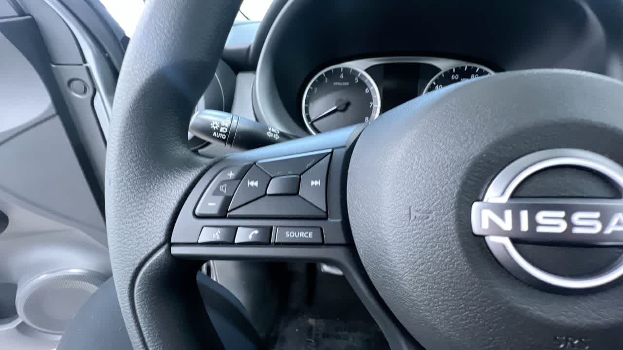 new 2025 Nissan Kicks Play car, priced at $22,857