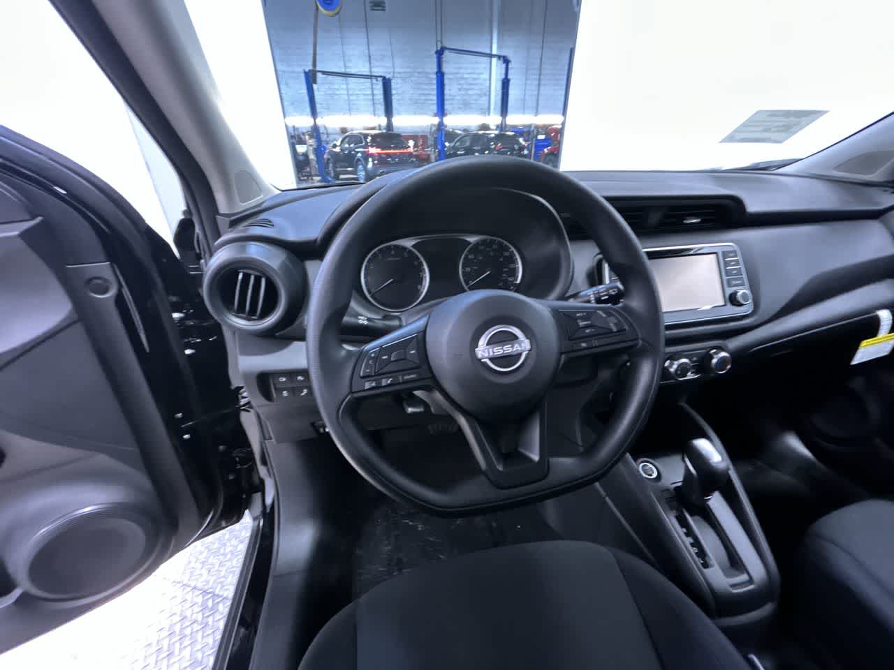 new 2025 Nissan Kicks Play car, priced at $22,934