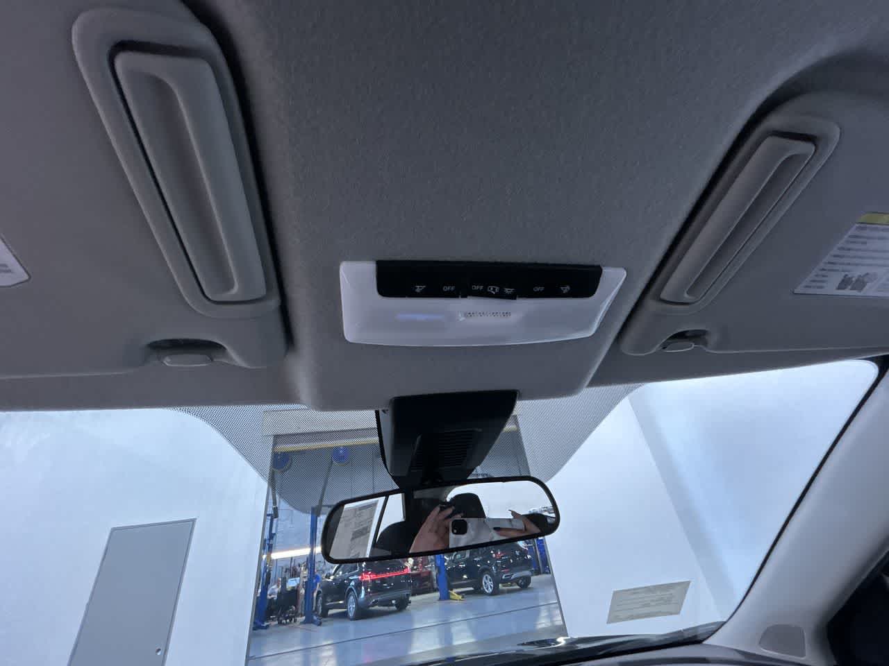 new 2025 Nissan Kicks Play car, priced at $22,934