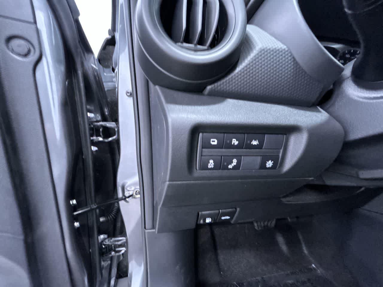 new 2025 Nissan Kicks Play car, priced at $22,934