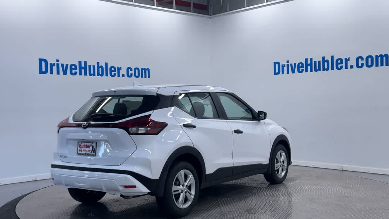 new 2025 Nissan Kicks Play car, priced at $22,934