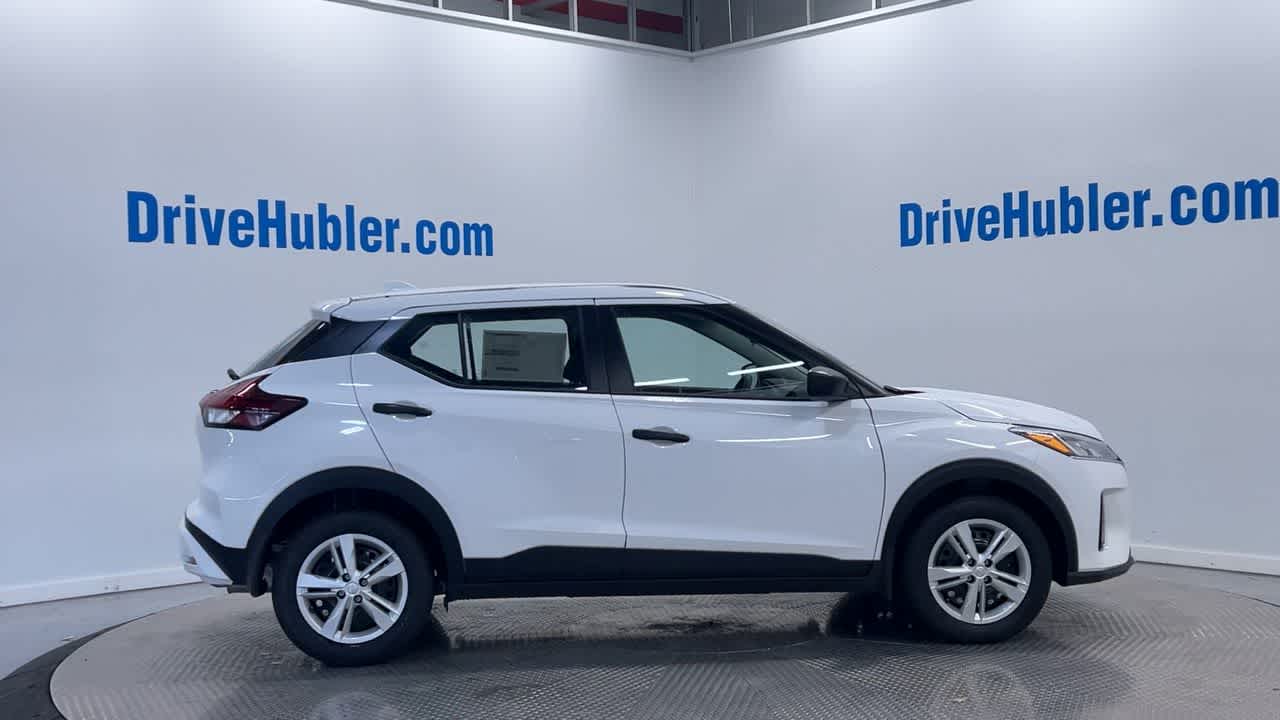 new 2025 Nissan Kicks Play car, priced at $22,934