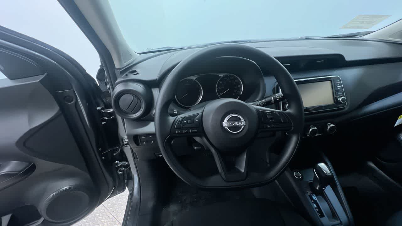 new 2025 Nissan Kicks Play car, priced at $22,857
