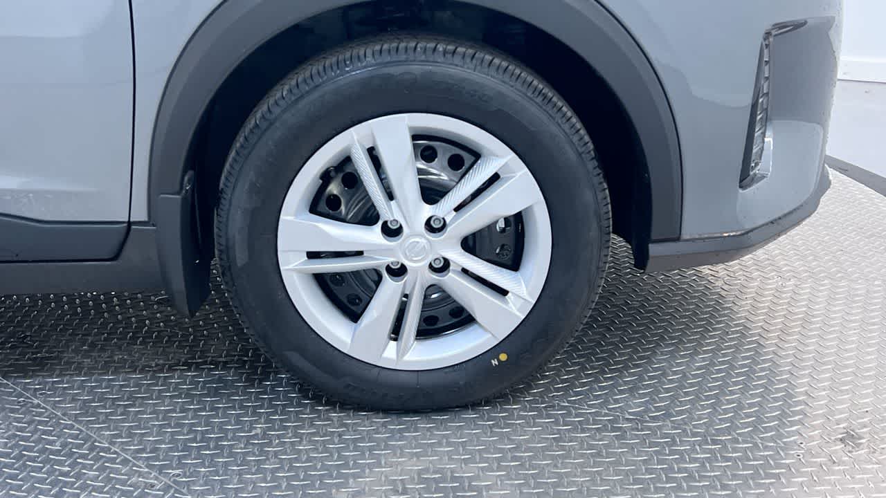 new 2025 Nissan Kicks Play car, priced at $22,857