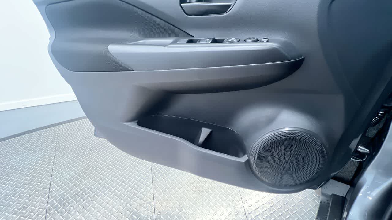 new 2025 Nissan Kicks Play car, priced at $22,857