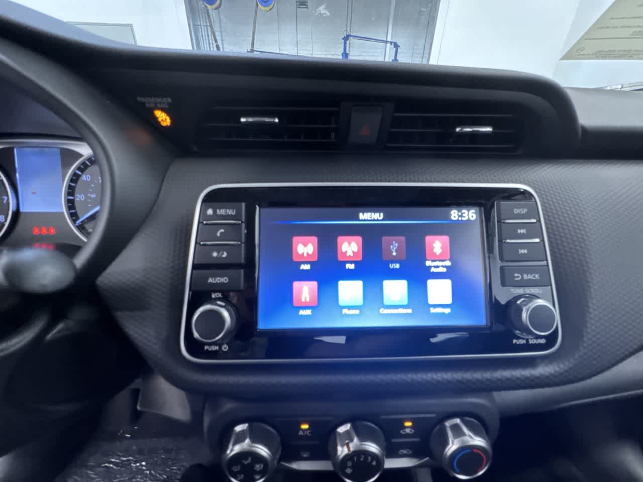 new 2025 Nissan Kicks Play car, priced at $22,857