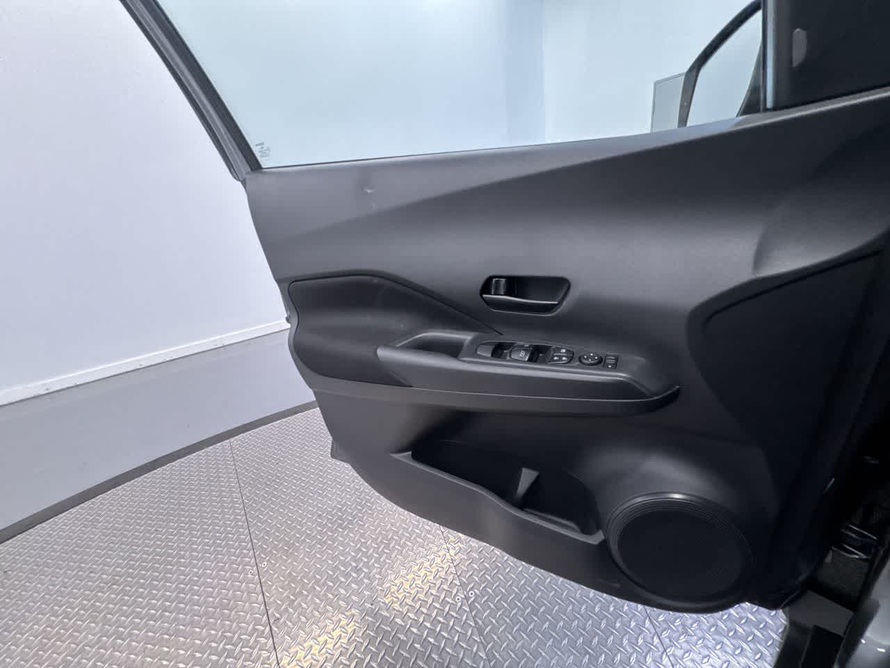 new 2025 Nissan Kicks Play car, priced at $22,857