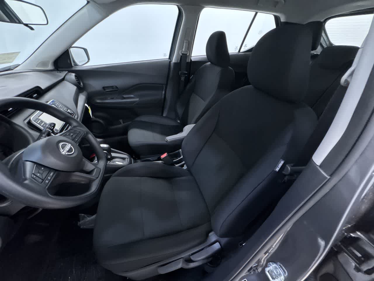 new 2025 Nissan Kicks Play car, priced at $22,857