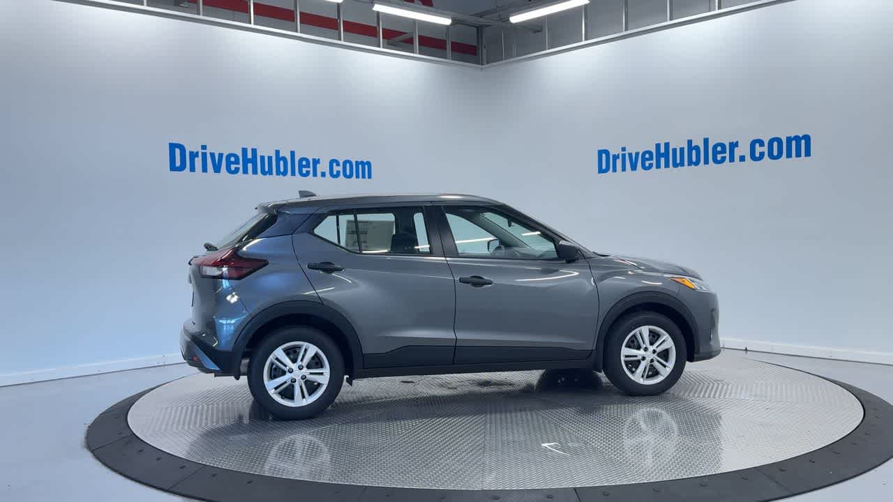 new 2025 Nissan Kicks Play car, priced at $22,857