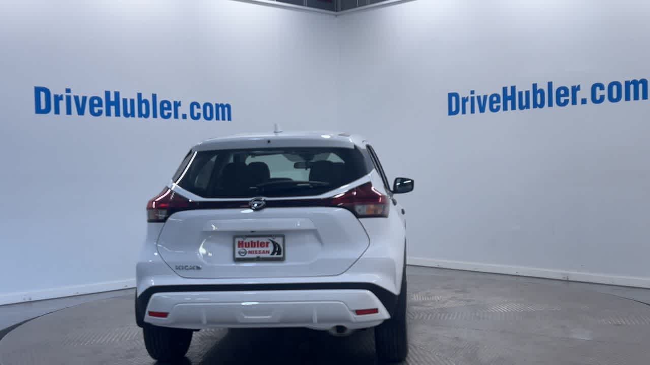 new 2025 Nissan Kicks Play car, priced at $23,850