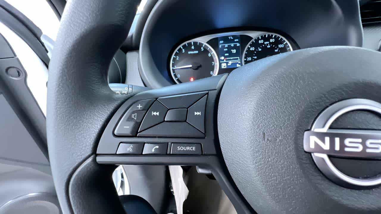 new 2025 Nissan Kicks Play car, priced at $23,850