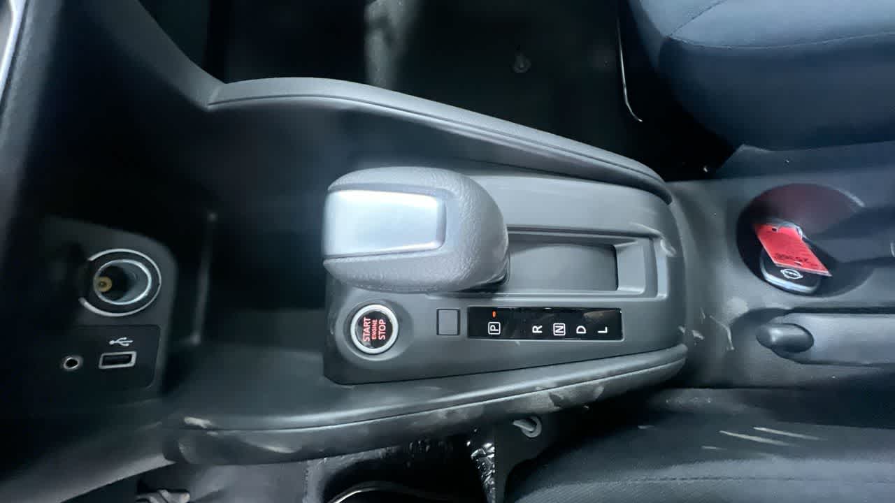 new 2025 Nissan Kicks Play car, priced at $23,850