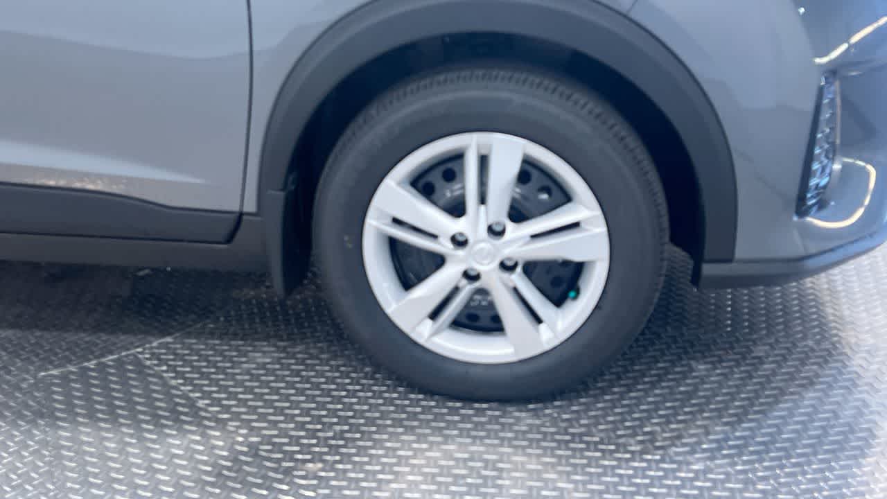 new 2025 Nissan Kicks Play car, priced at $23,850