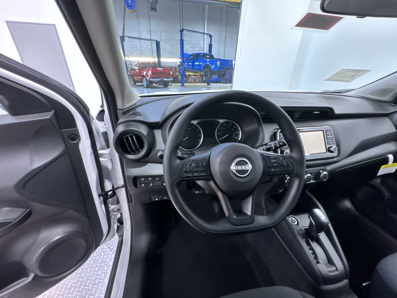 new 2025 Nissan Kicks Play car, priced at $23,850