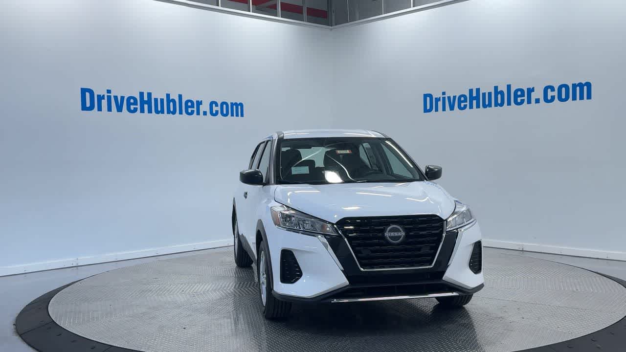 new 2025 Nissan Kicks Play car, priced at $23,850