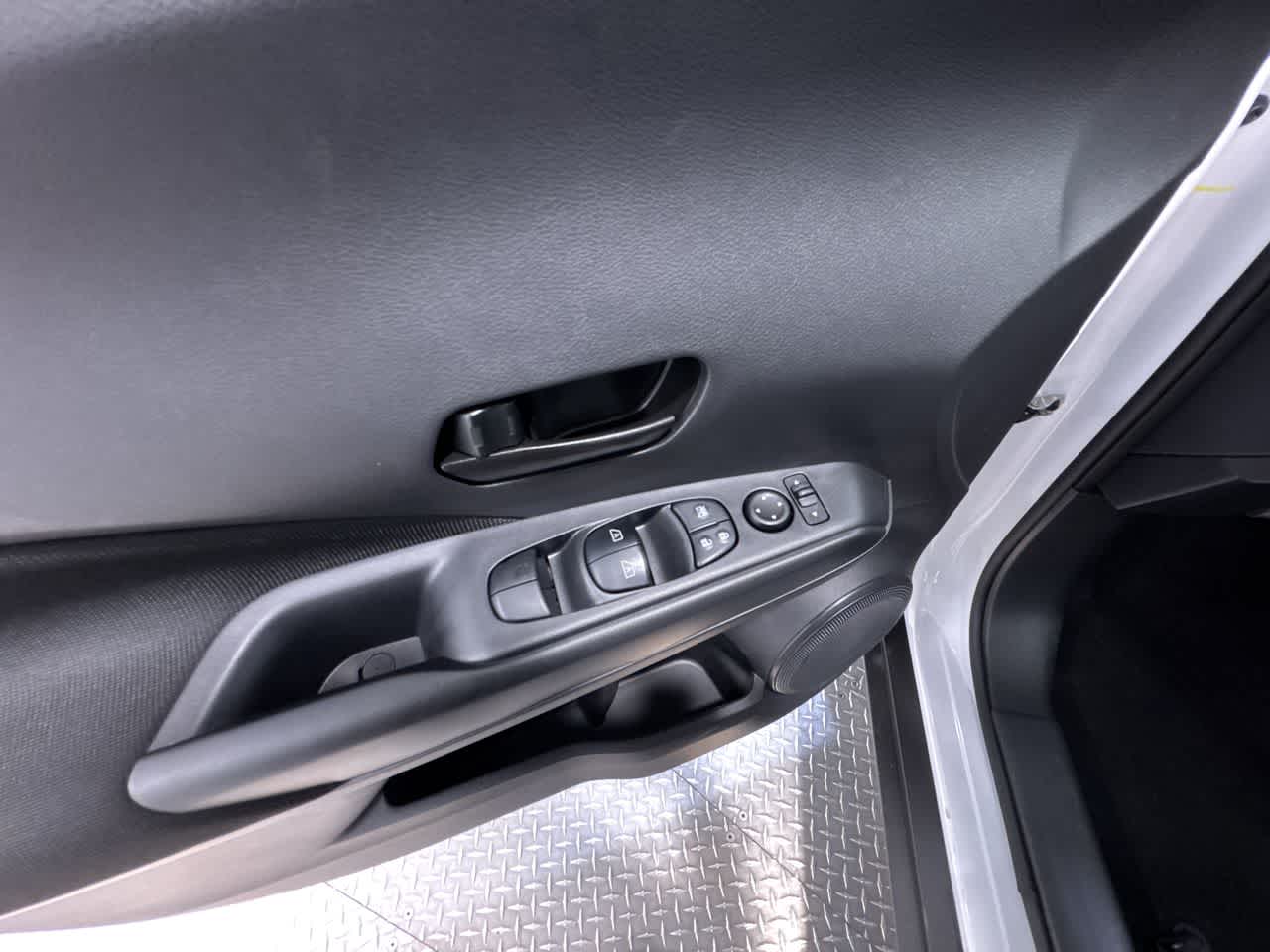 new 2025 Nissan Kicks Play car, priced at $23,850