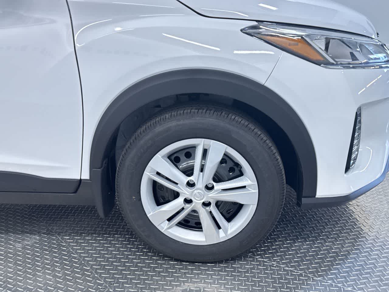 new 2025 Nissan Kicks Play car, priced at $23,850