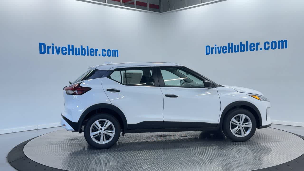 new 2025 Nissan Kicks Play car, priced at $23,850