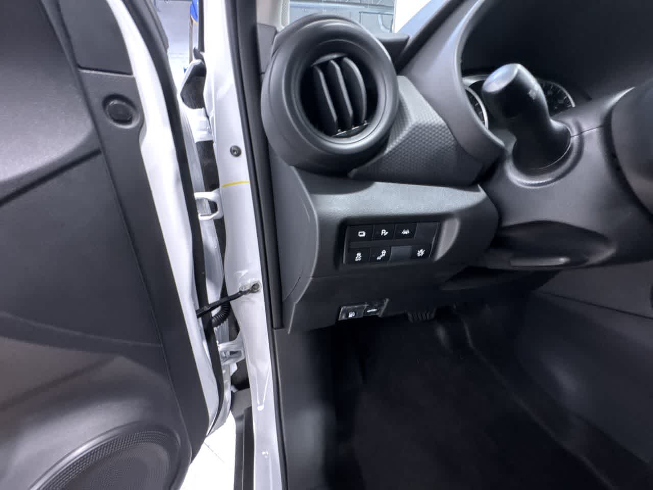 new 2025 Nissan Kicks Play car, priced at $23,850