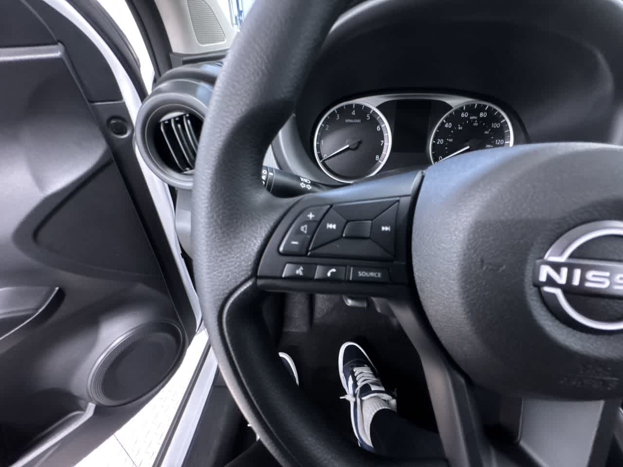 new 2025 Nissan Kicks Play car, priced at $23,850