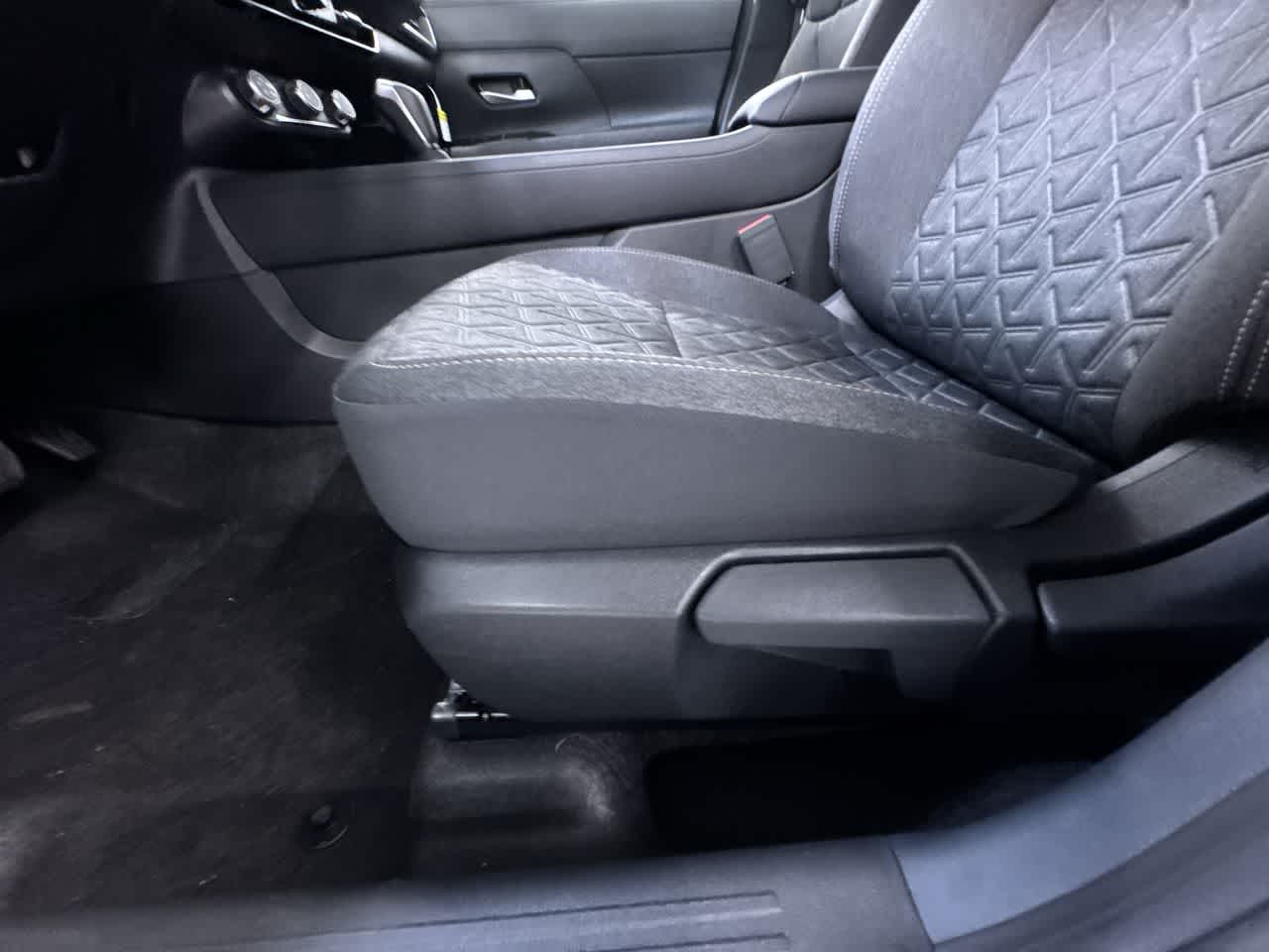 new 2025 Nissan Kicks car, priced at $24,730