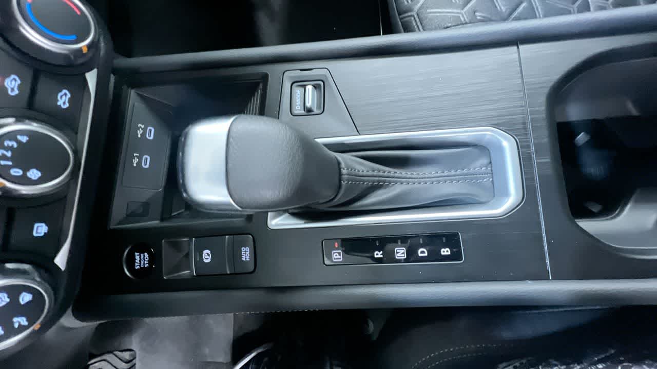 new 2025 Nissan Kicks car, priced at $26,184