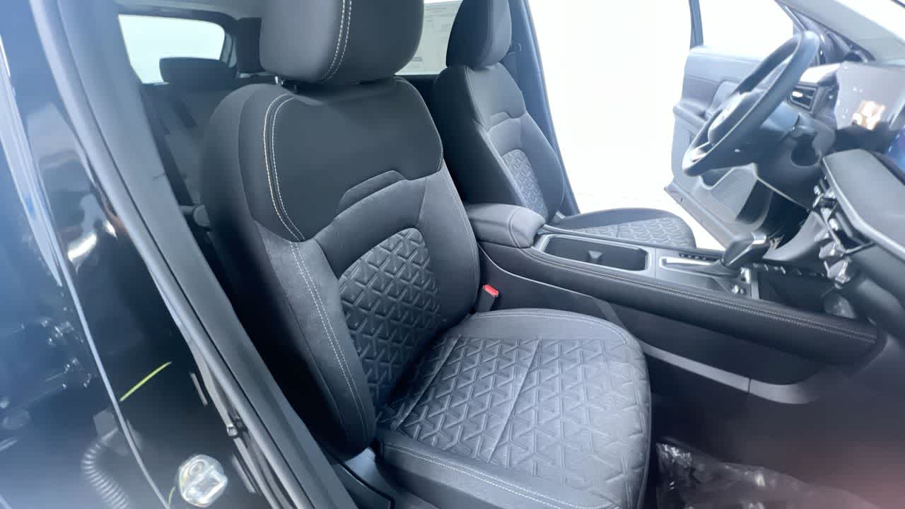 new 2025 Nissan Kicks car, priced at $26,184