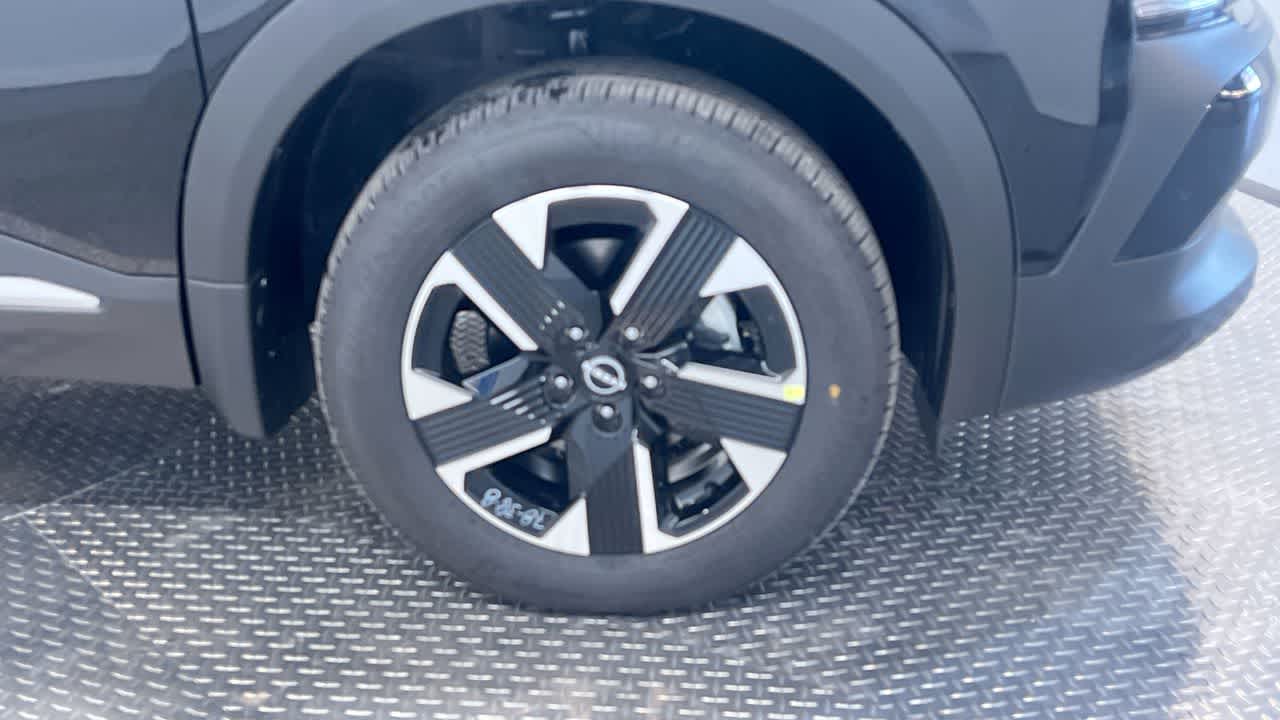 new 2025 Nissan Kicks car, priced at $26,184