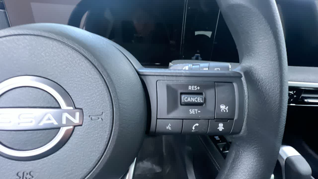 new 2025 Nissan Kicks car, priced at $26,184