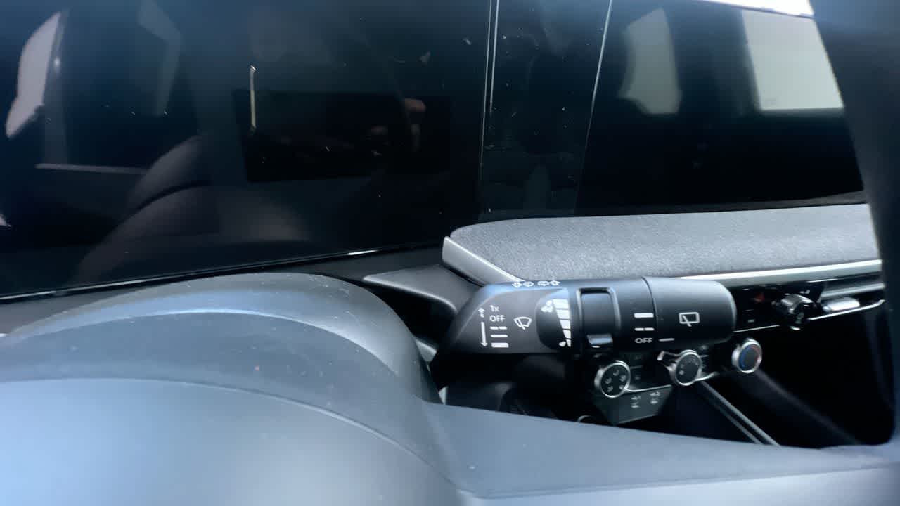 new 2025 Nissan Kicks car, priced at $26,184