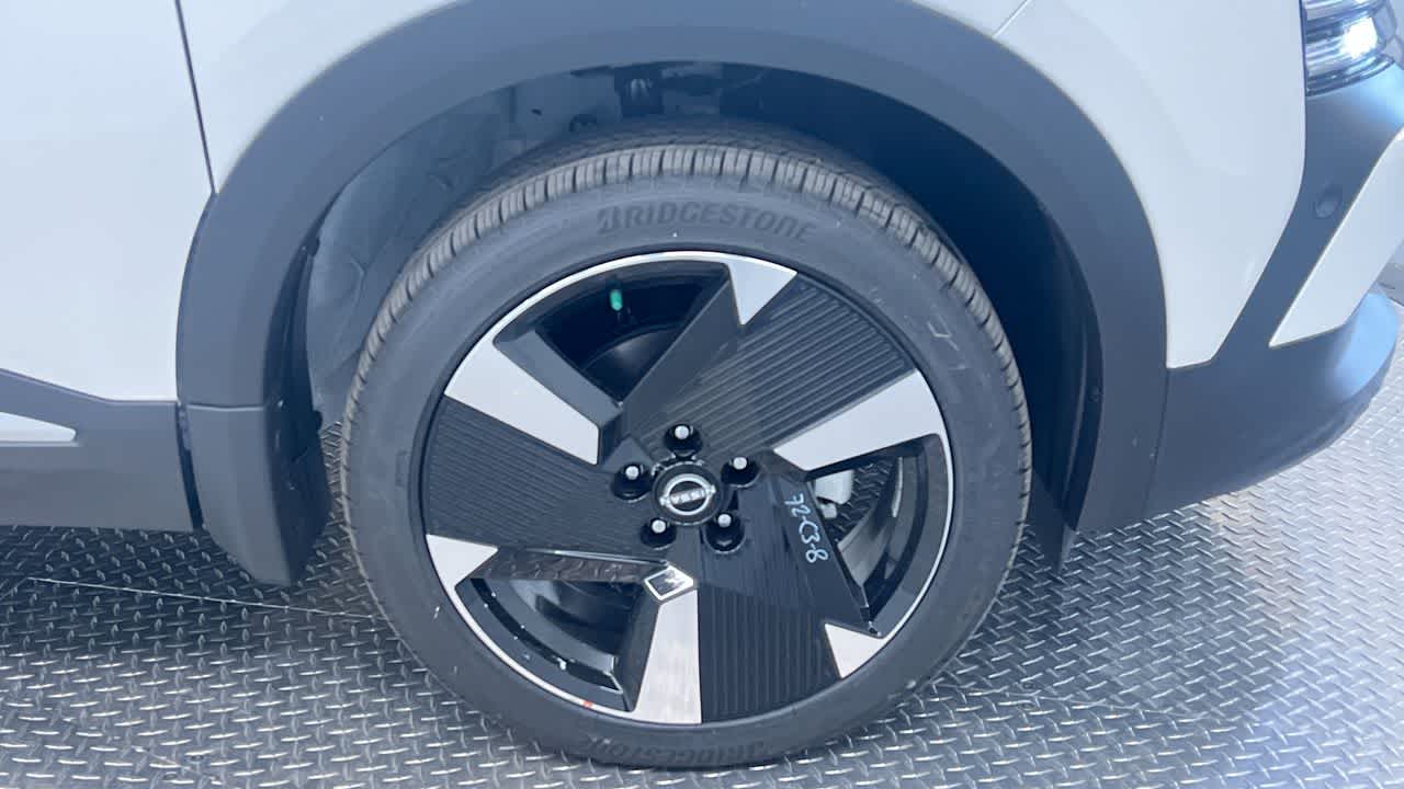 new 2025 Nissan Kicks car, priced at $29,145