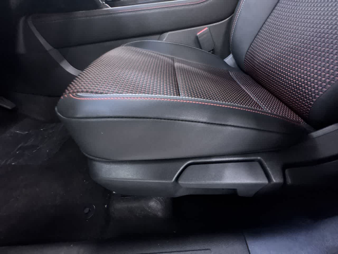 new 2025 Nissan Kicks car, priced at $28,906