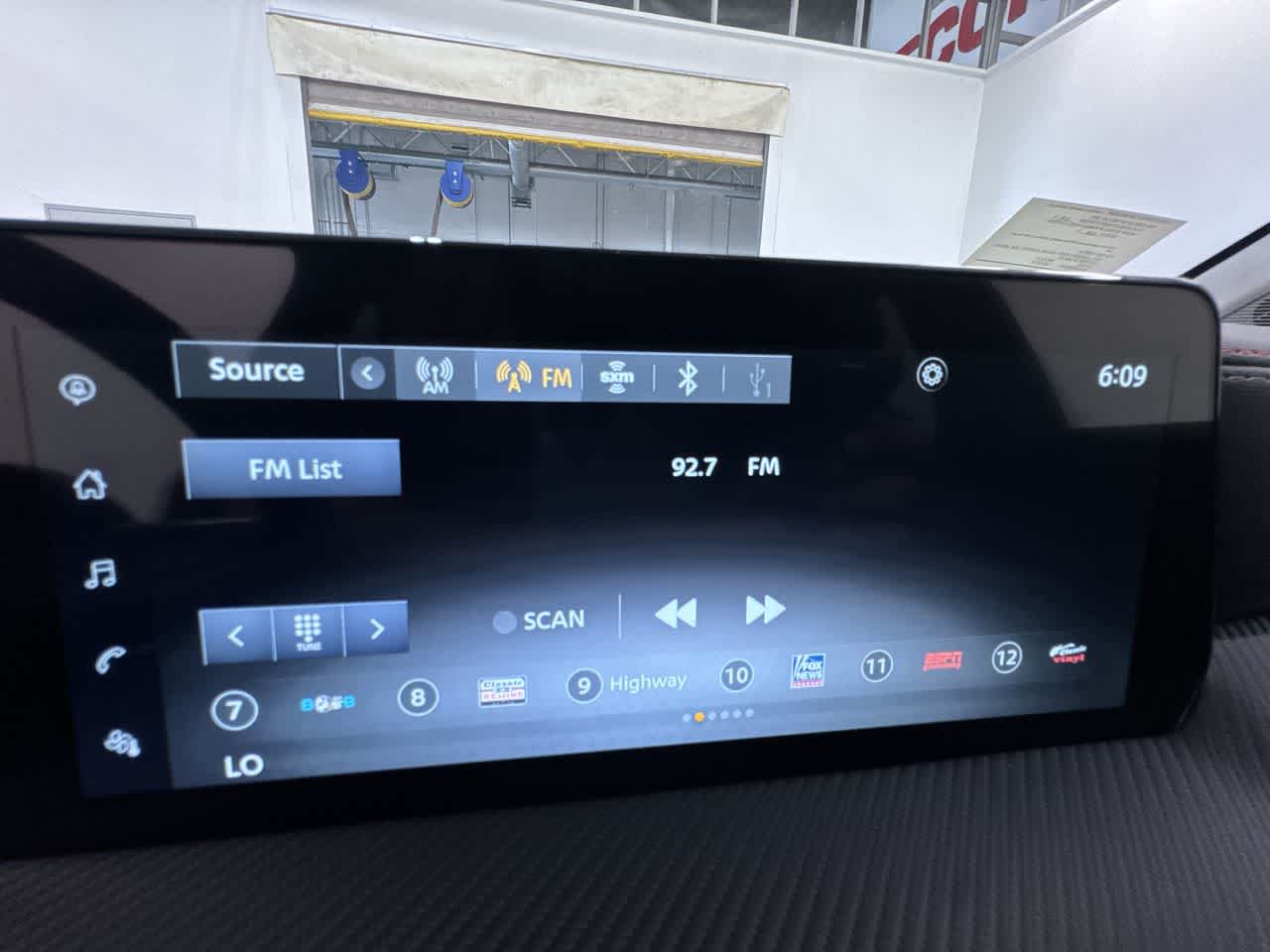 new 2025 Nissan Kicks car, priced at $28,906