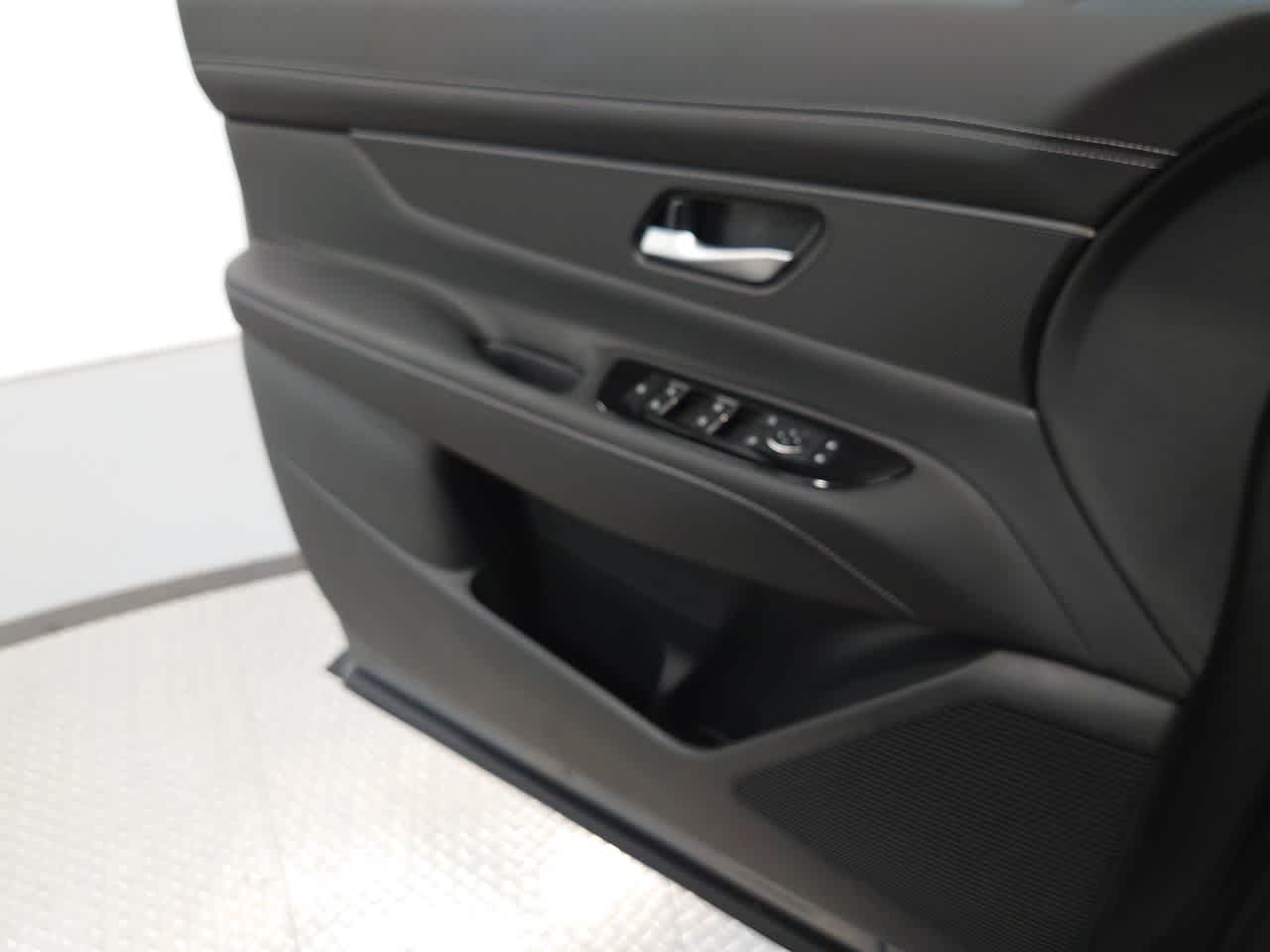 new 2025 Nissan Murano car, priced at $40,475
