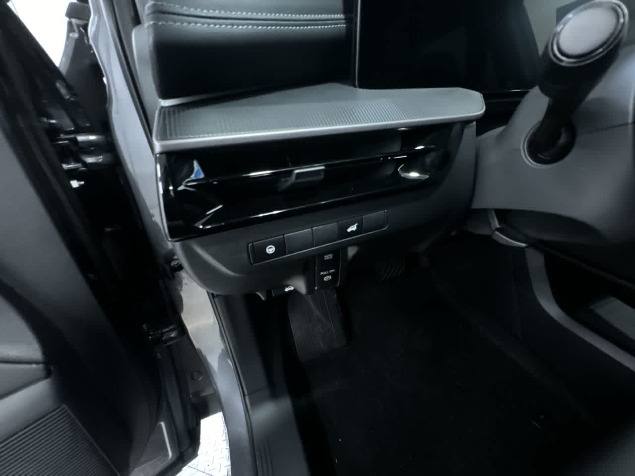 new 2025 Nissan Murano car, priced at $40,634