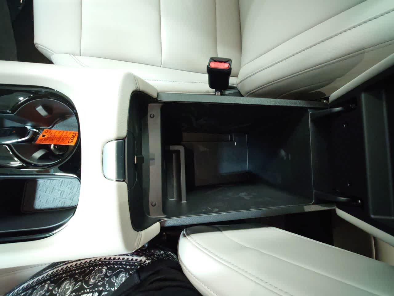 new 2025 Nissan Murano car, priced at $40,951
